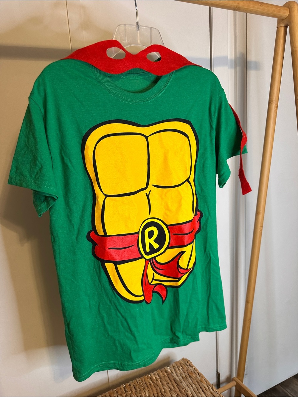 Nickelodeon Green Teenage Mutant Ninja Turtles Red Mask Tee